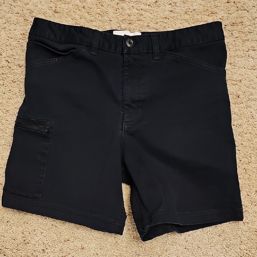 Nike SB Men's Navy Cargo Shorts Size M Skateboarding 7" Inseam